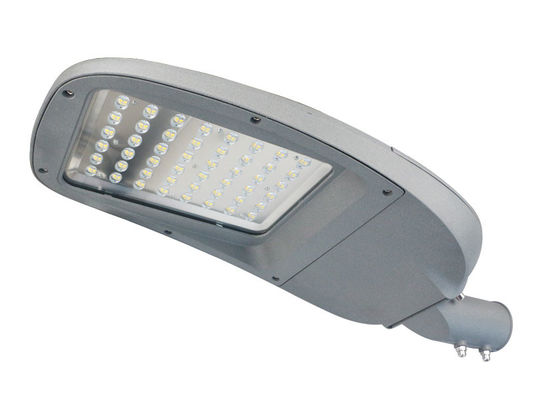 Luz de calle LED IP66 horizontal vertical resistente al agua resistente al viento 4000K para exteriores