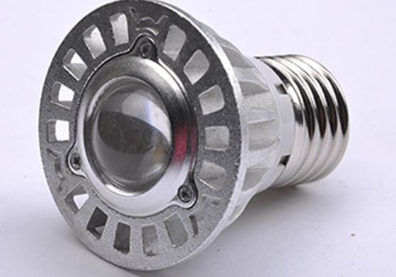Material de aleación de aluminio para viviendas de luz LED